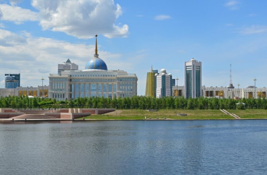 Growing Activity of Russia and the EU in Kazakhstan Could Lead to Economic Conflict by 2030 